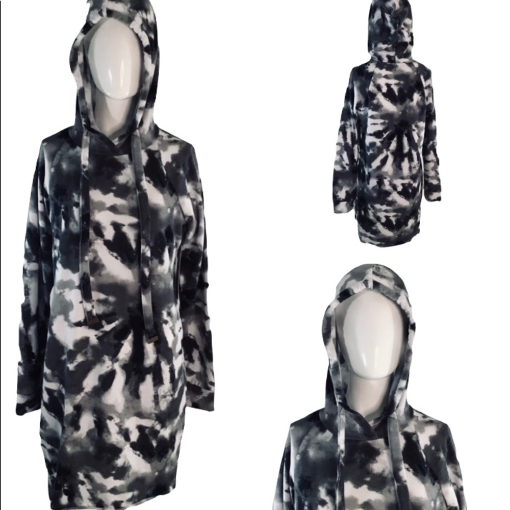 Absolutely Famous | Raw Edge Hoodie Dress | L NWT ♥️